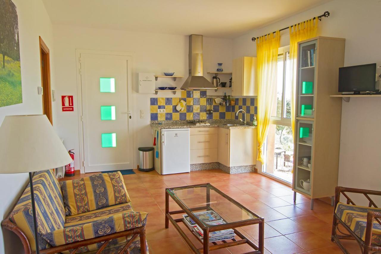 Finca El Rabilargo Arroyomolinos de Montánchez Zimmer foto